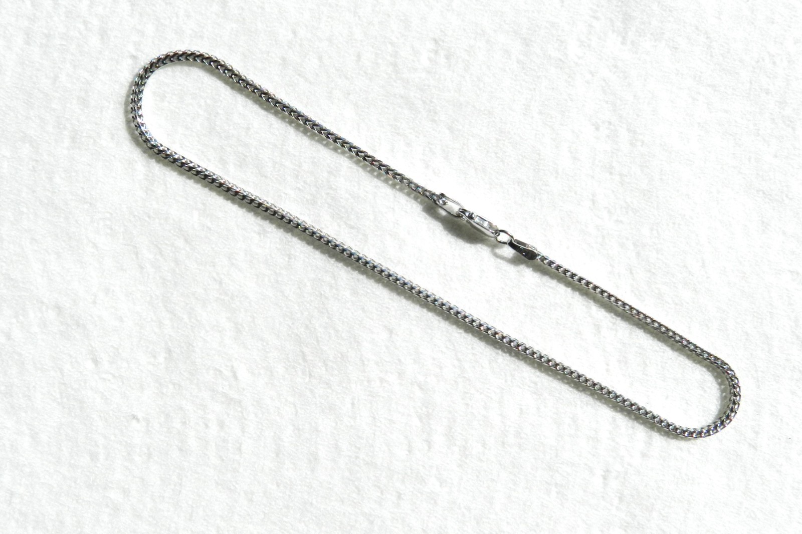 14k White Gold Box Link Bracelet *6 3/4” x 1mm* *3.2 Grams*