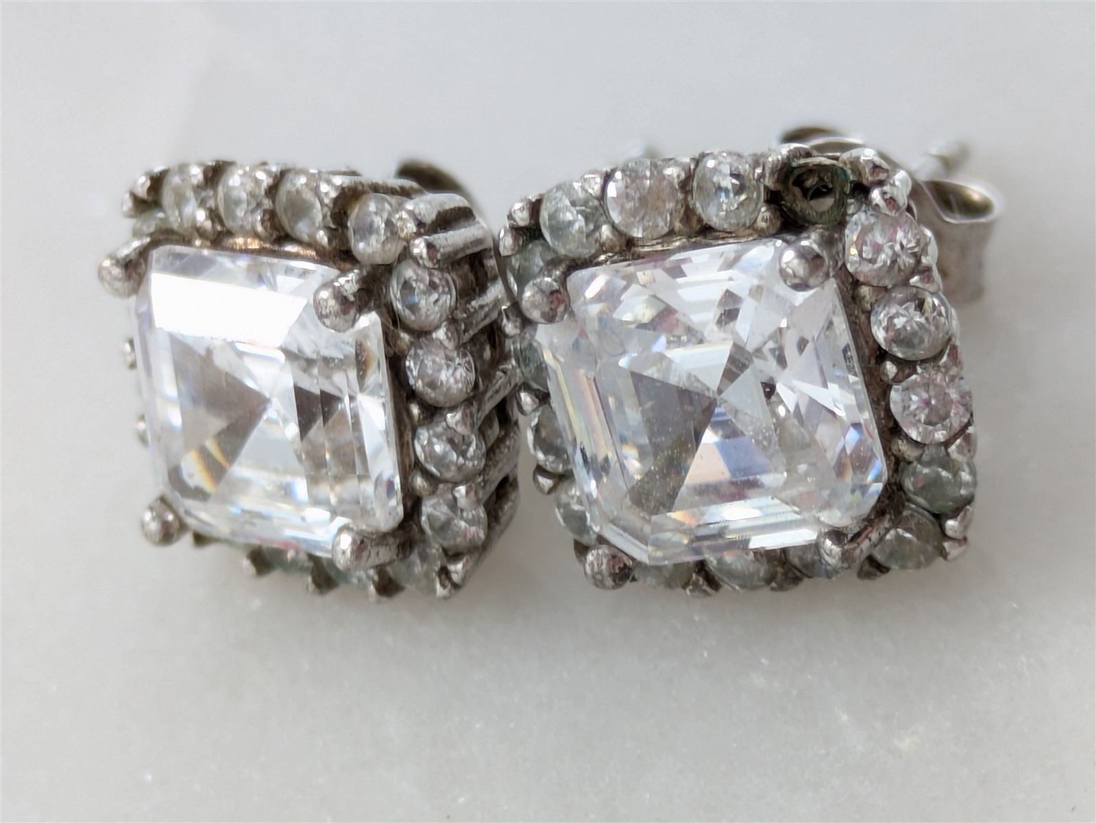 Vintage Solid Sterling Silver Sparkling Gemstone Square Stud Earrings 2.4 Grams