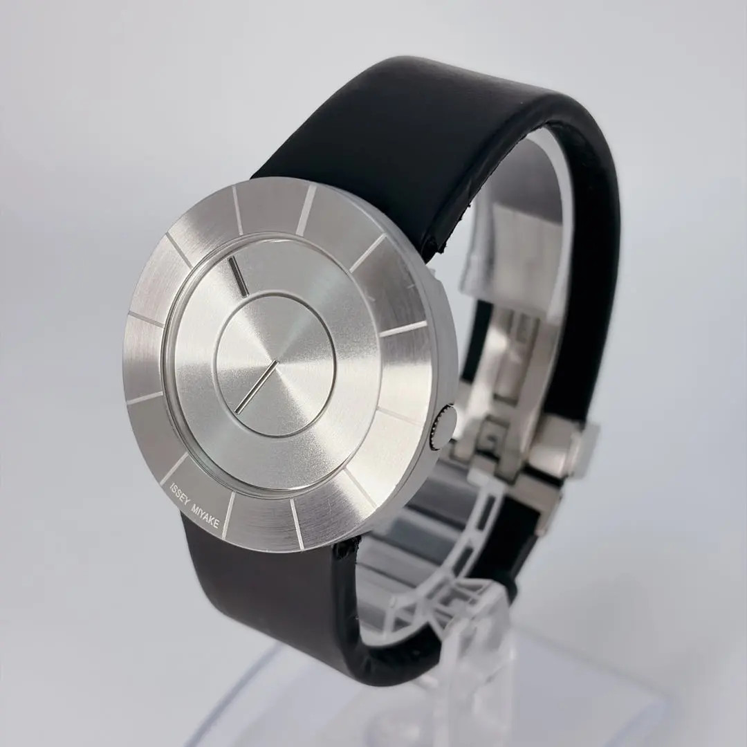 ISSEY MIYAKE TO VJ20-0010 Tokujin Yoshioka Silver Black Quartz Watch Box Papers