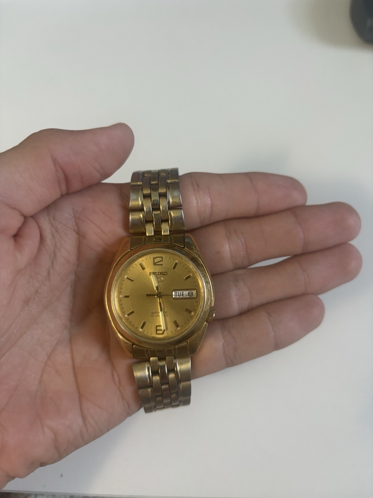 Seiko 5 Automatic 21 Jewels 7S26-01V0 All-Gold Model Day Date Men’s Watch 30 MM