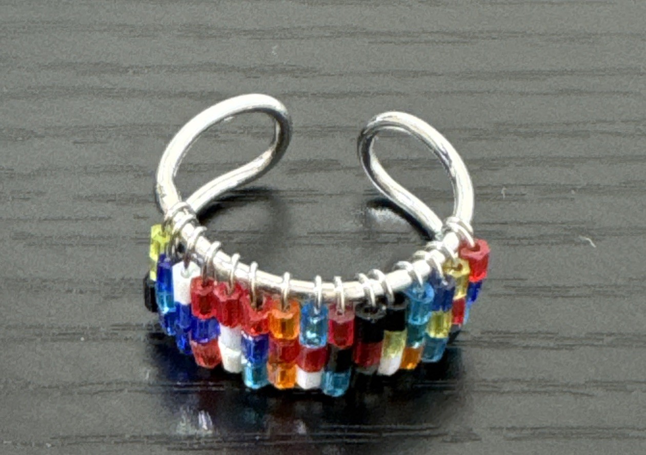 Multicolor Glass Beaded Adjustable Ring Boho Artisan Style Size 7-9 VTG 1990’s