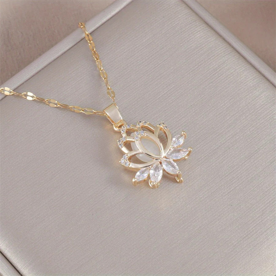 1 PC High-quality 18k Gold Electroplated Fashion Cat’s Eye Stone Lotus Necklace