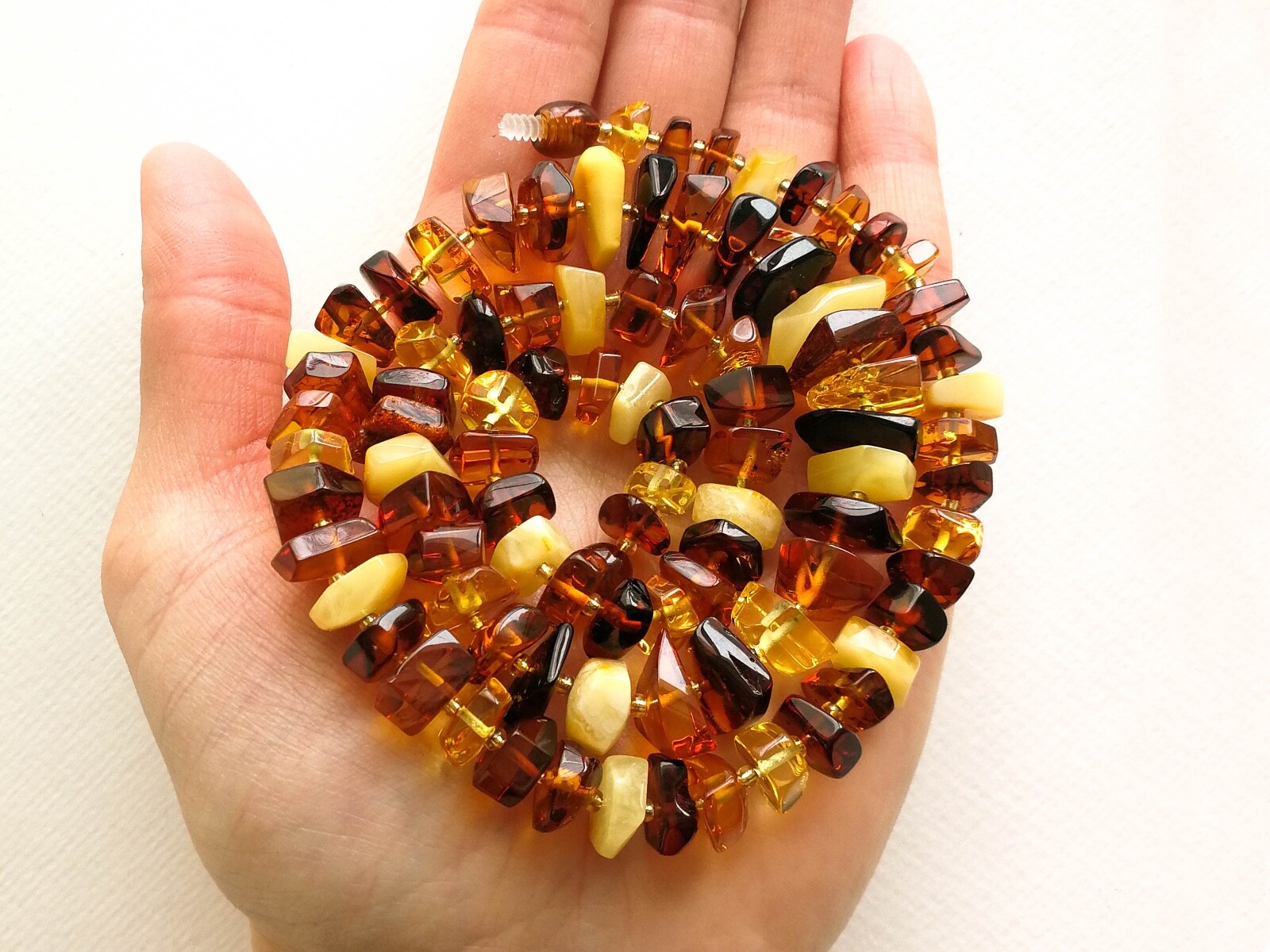 Natural Baltic Amber TORVELA necklace mix color faceted chips Bead 1oz 21,25in
