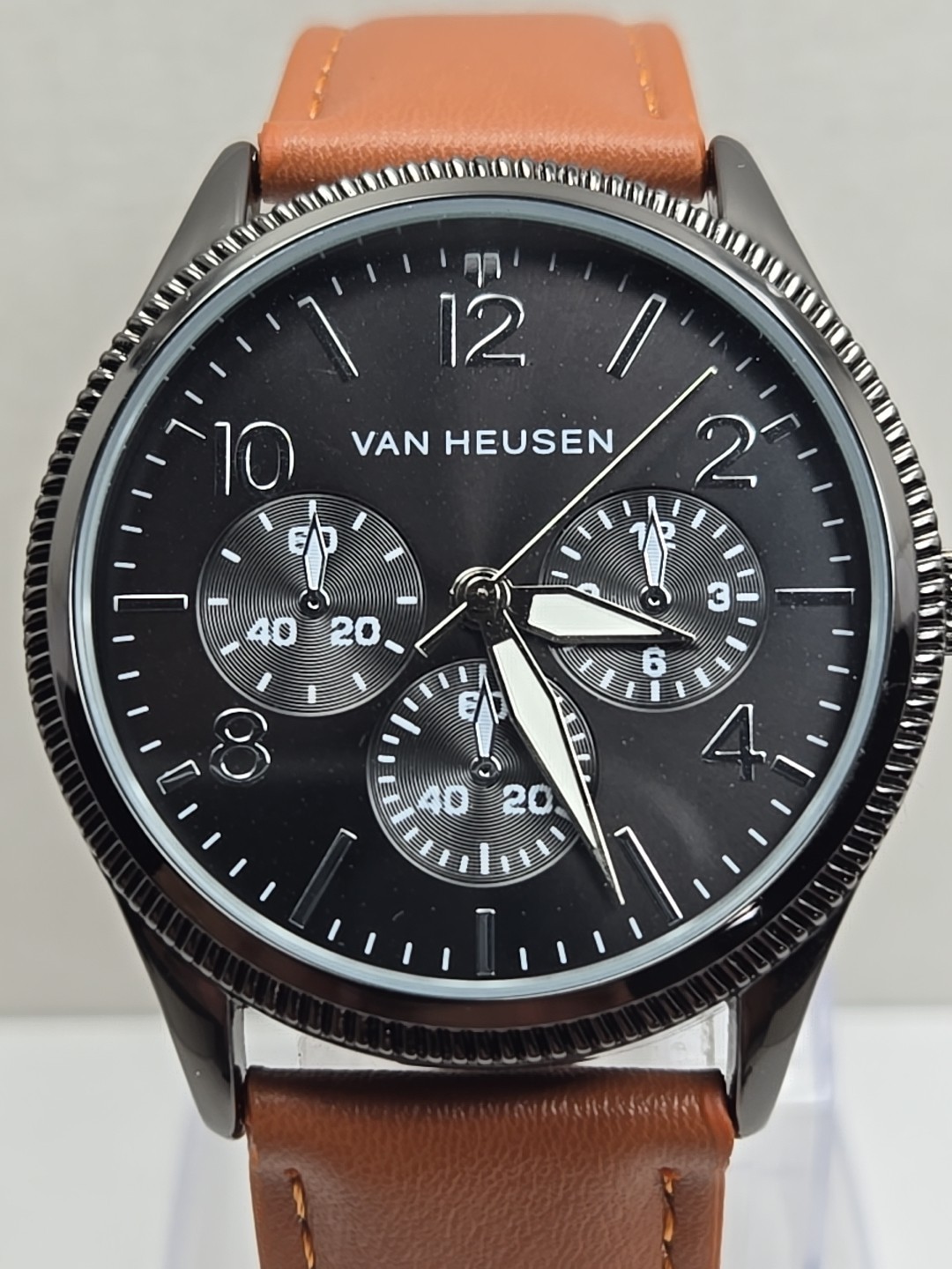 Van Heusen VAN5704RO Mens Black Multi Dial Leather Quartz Watch New Battery