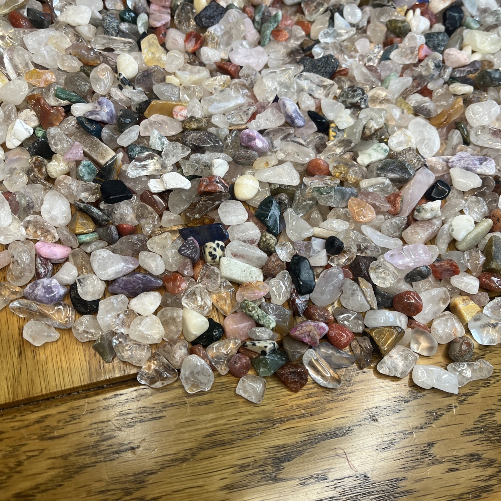 Small Mixed Crystals Mini Gemstones,Chips Ideal For Crafting 1.4 kg