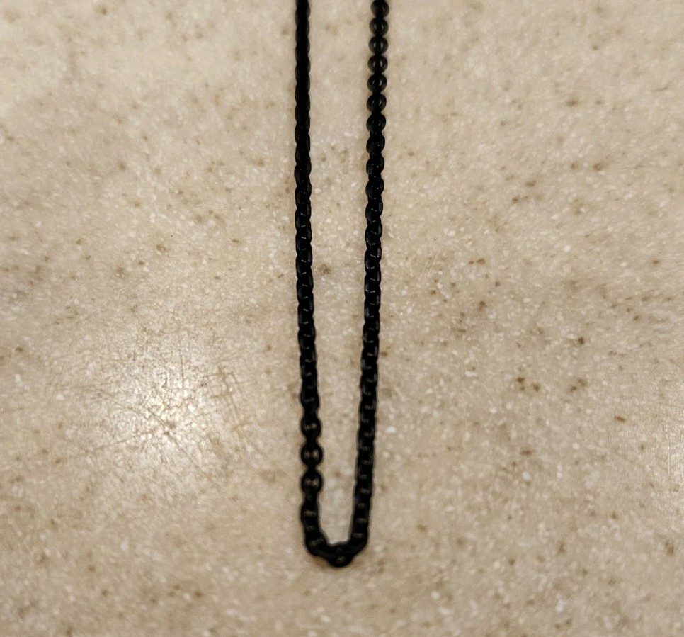 NEW MONICA RICH KOSANN BLACK STEEL STAINLESS STEEL 32″ LONG NECKLACE CHAIN