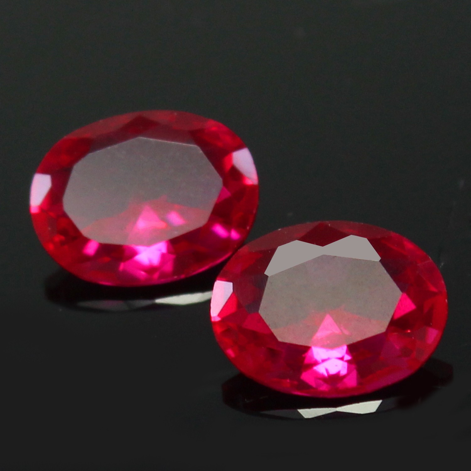 Natural Certified MOGOK Pigeon Blood Red Ruby 4×3 MM Oval Pair Gemstones