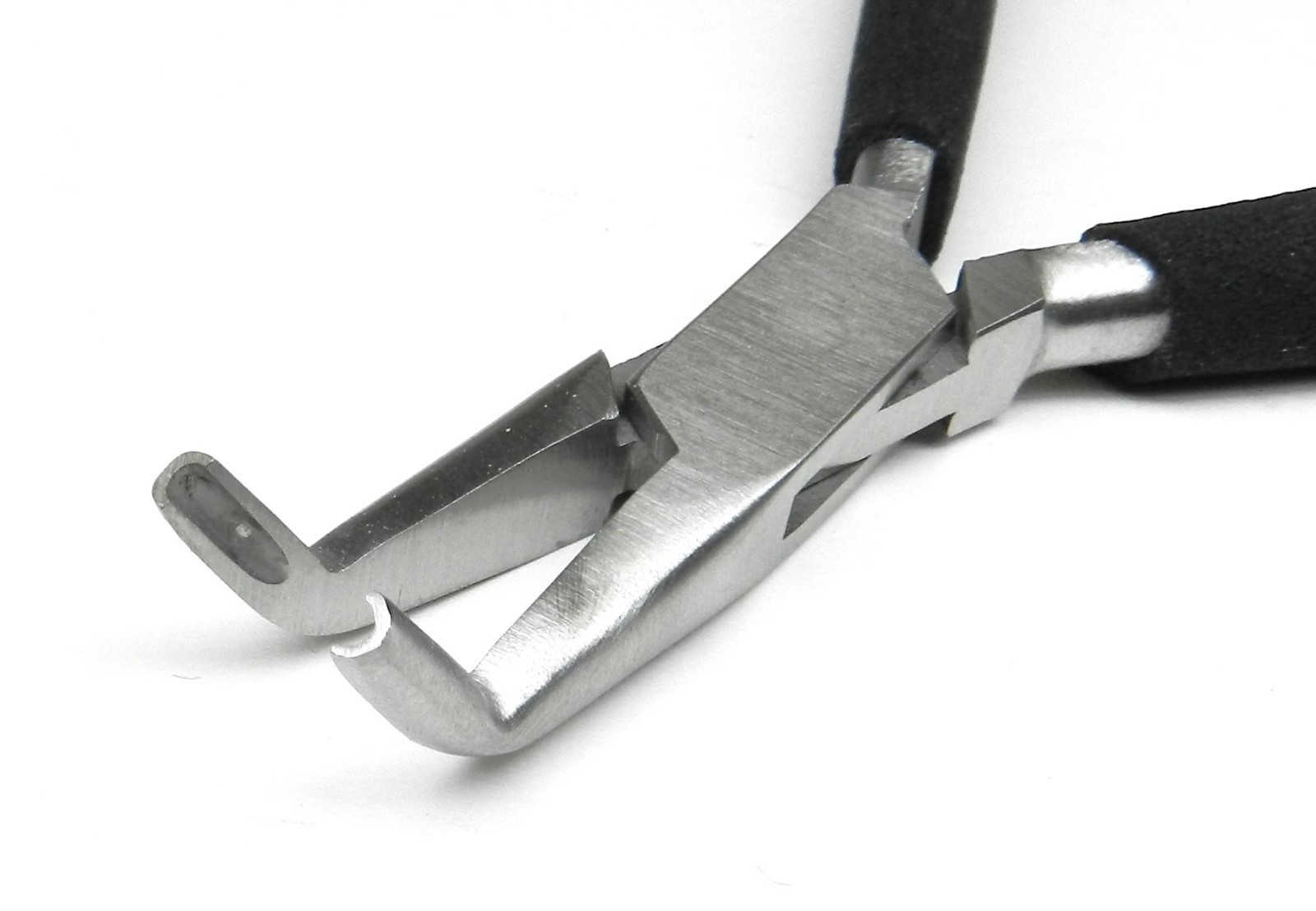 Jump Ring Closing Plier Jewelry Making Bent Grooved Jaws Eurotool PLR-260.55