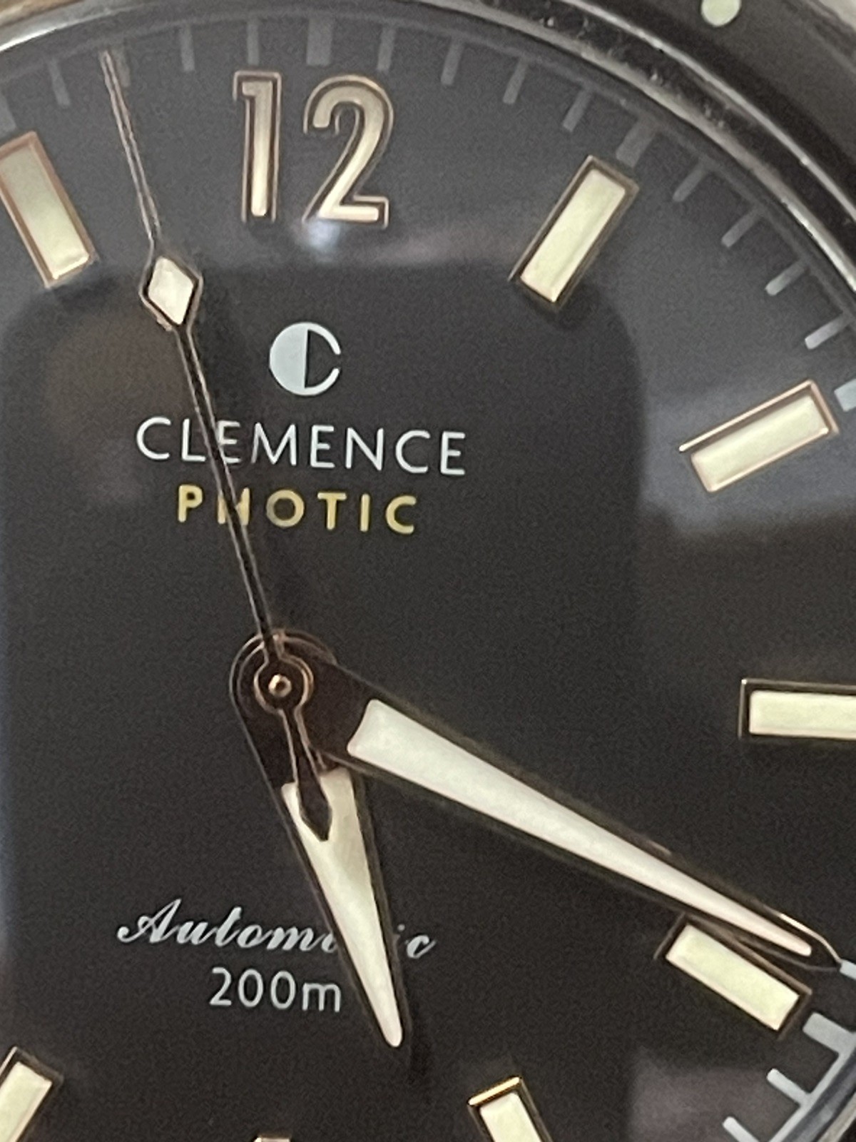Clemence Photic Automatic 200m Diver Wristwatch Black Dial Steel Bracelet. 9039