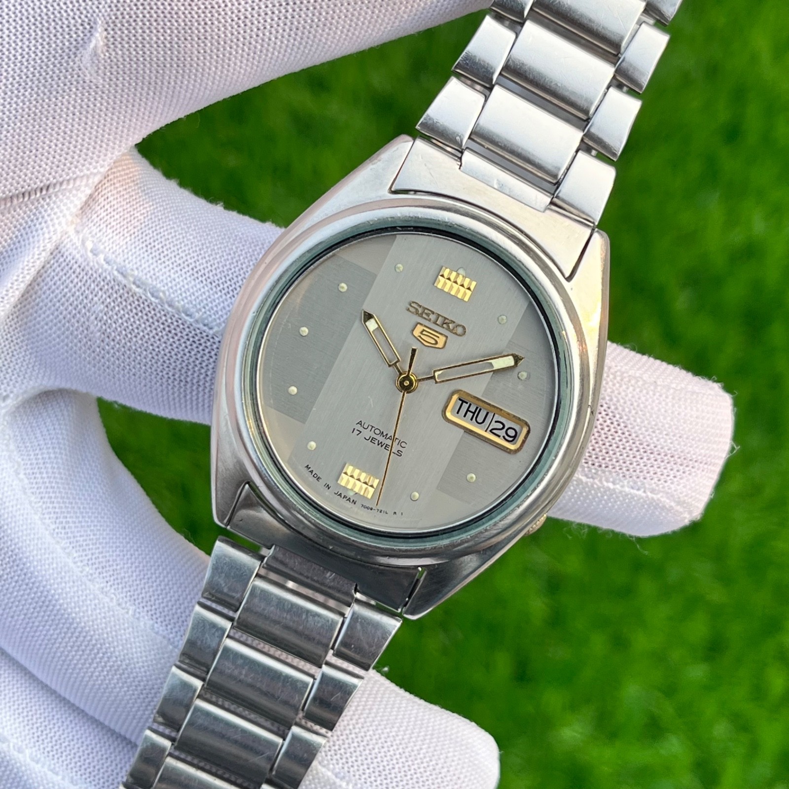 Vintage Seiko 5 Automatic Dress Formal Japan Made Men’s Watch 7009-821J
