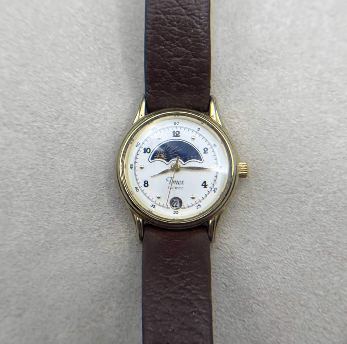 Timex 364 T Cell Moon Phase Quartz Wristwatch Gold Tone Brown Leather Band