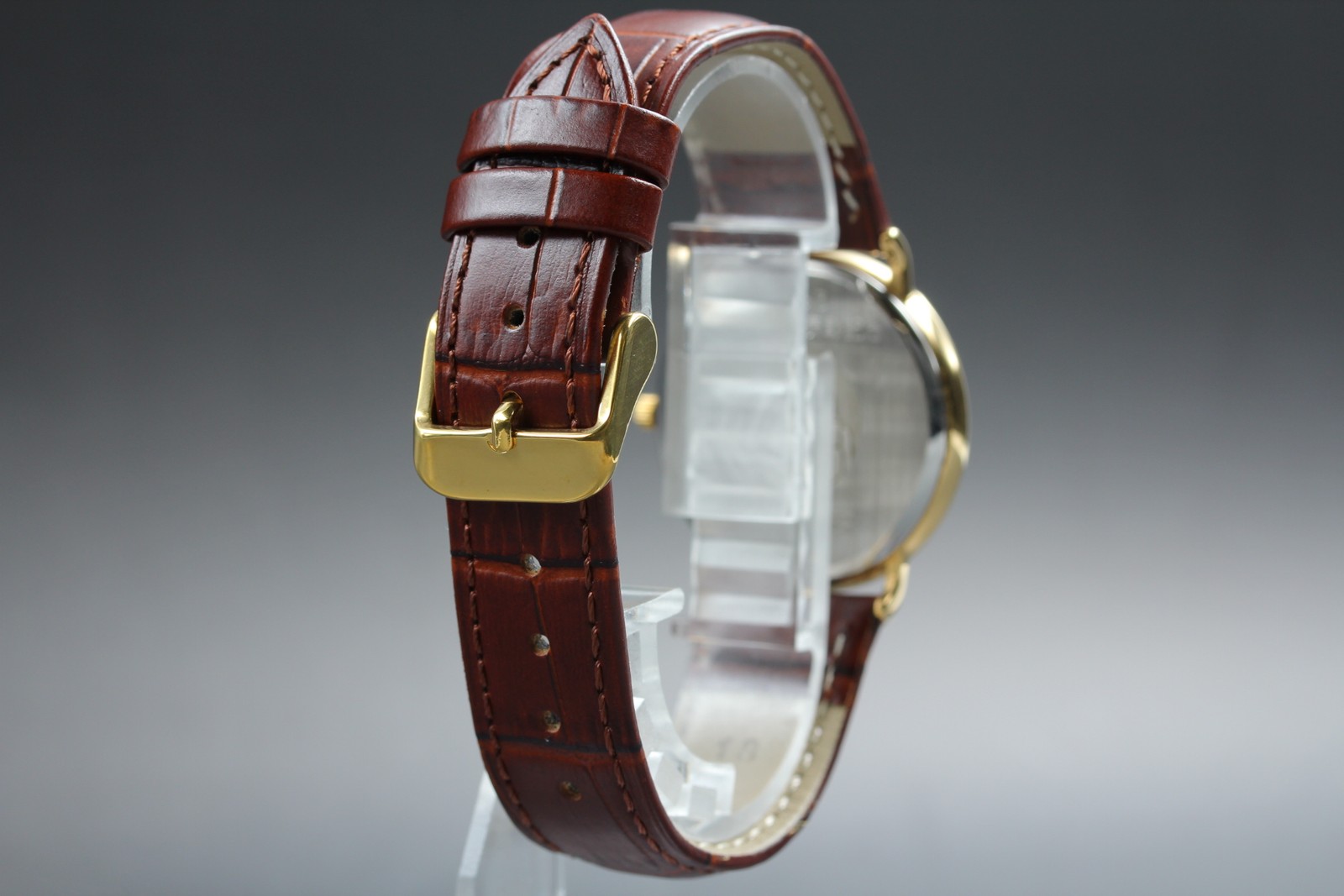 1991 Near MINT OMEGA De Ville 196.0312.1 Gold Dial Date 33mm Quartz Men’s Watch