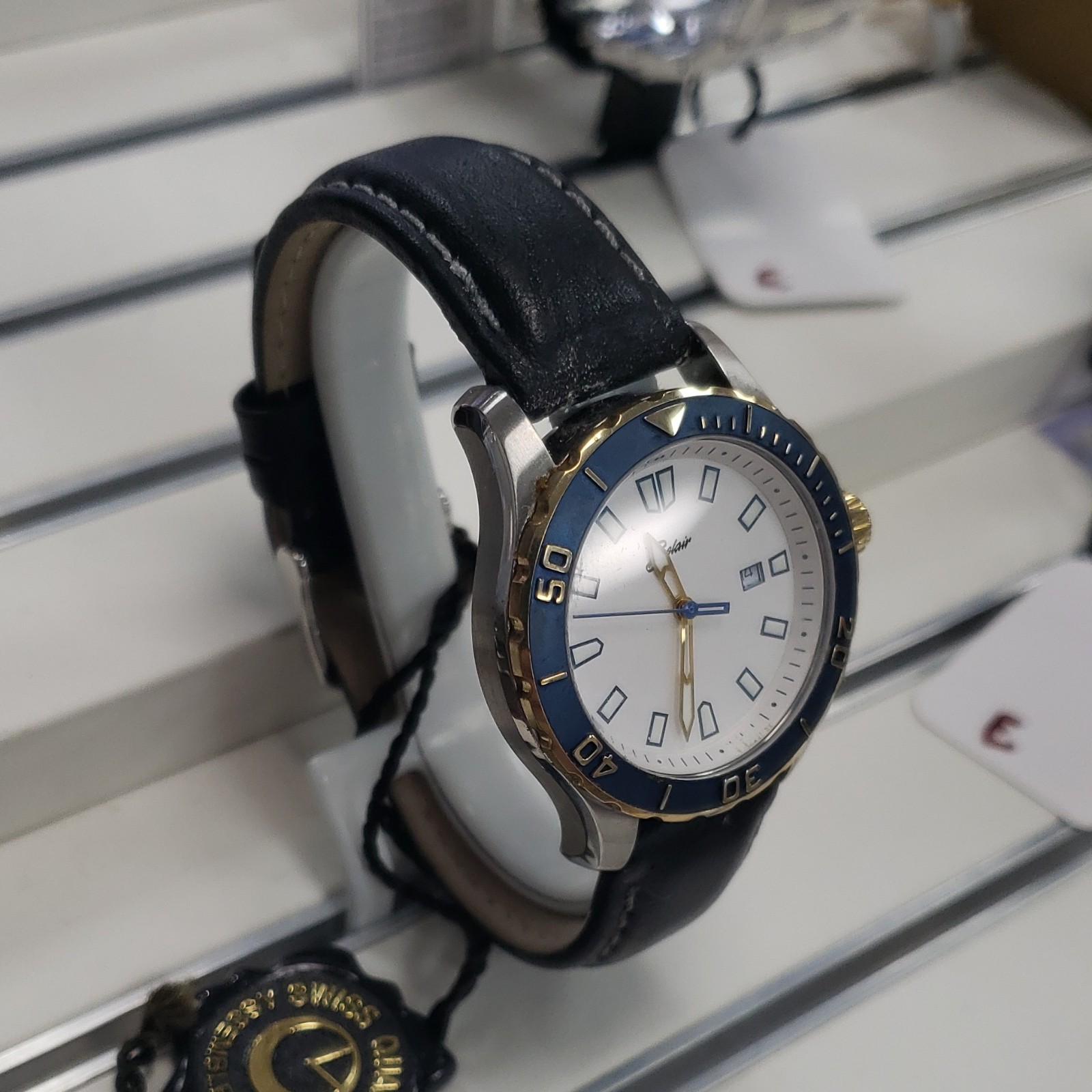Belair Quartz Analog Diver Wristwatch White Dial