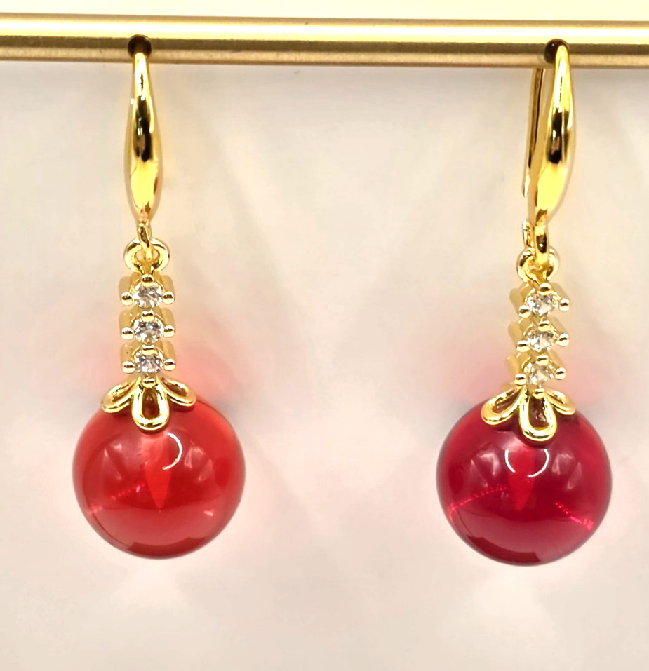 1 Pair of Women’s Fashion Red & Gold Dangle Earrings – NEW