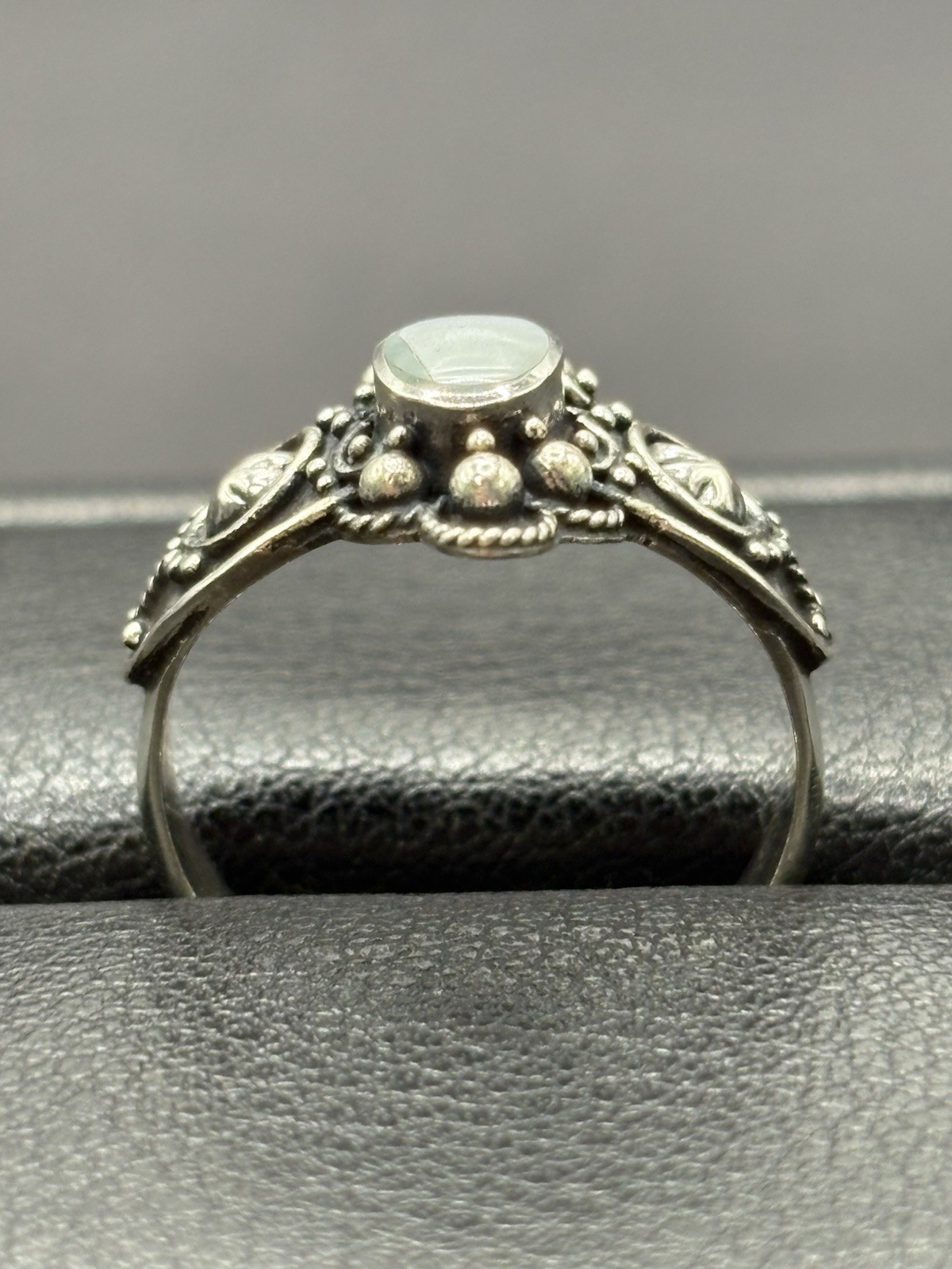 New Condition Sterling Silver Larimar Ring Size 7 G6