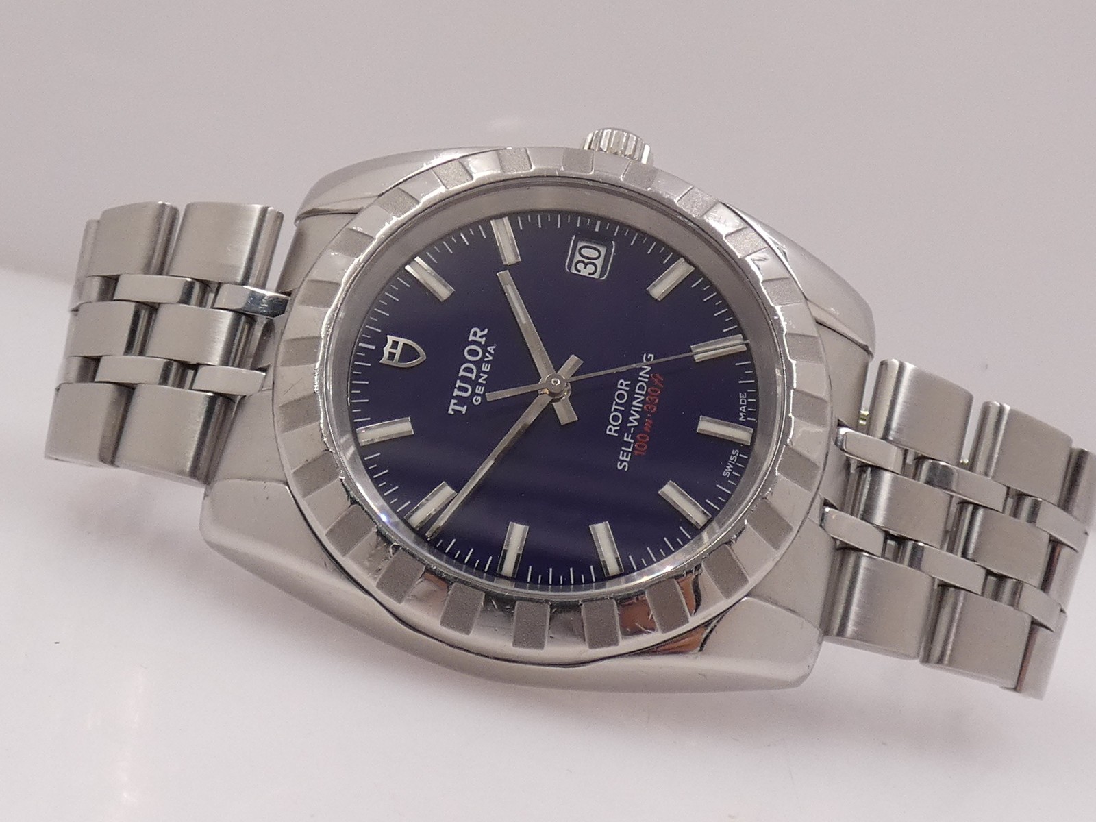 TUDOR CLASSIC DATE 21010 BOX&PAPERS ‘2012 BLUE DIAL AUTOMATIC STEEL WATCH