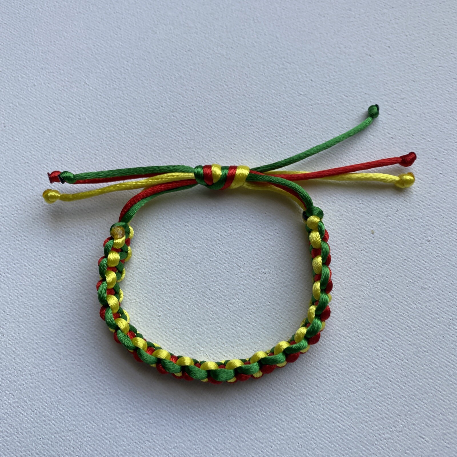 CAMEROON Bracelet GREEN RED YELLOW Satin Rattail Cord Shamballa Nylon Macrame