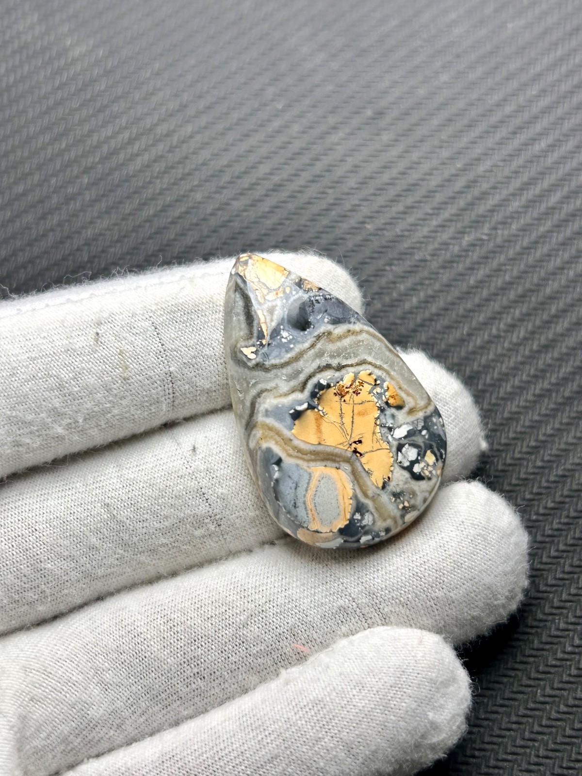 Malingano Jasper Cabochon: Natural Gemstone for Jewelry Making (46 Carat)