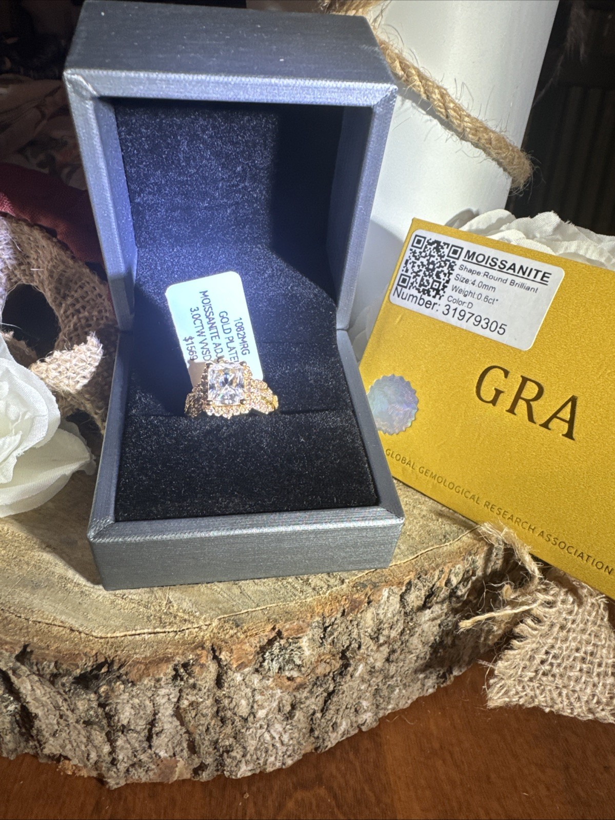 Moissanite adjustable adjustable GOLD RING 3oct Size 4 Beautiful!