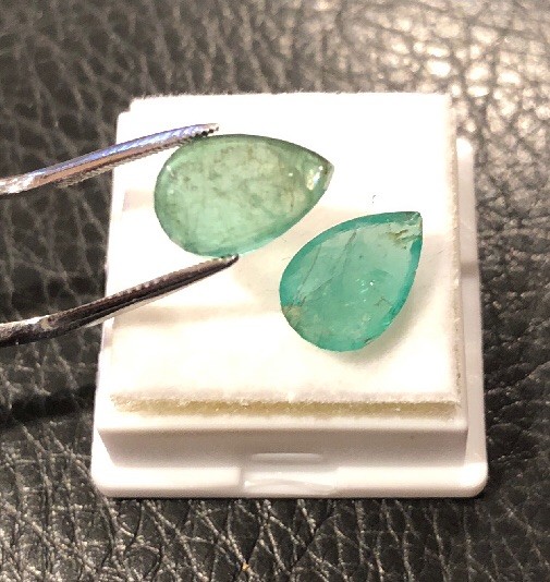 3.95CT NATURAL EMERALD LOOSE GEMS-TRANSLUCENT PEAR ~ 11mmx7.2mm-HIGH GRADE- 2pcs