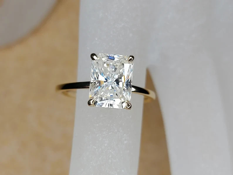 2.30Ct Radiant-Cut Lab Grown Diamond Solitaire Bridal Set Ring 14K Yellow Gold