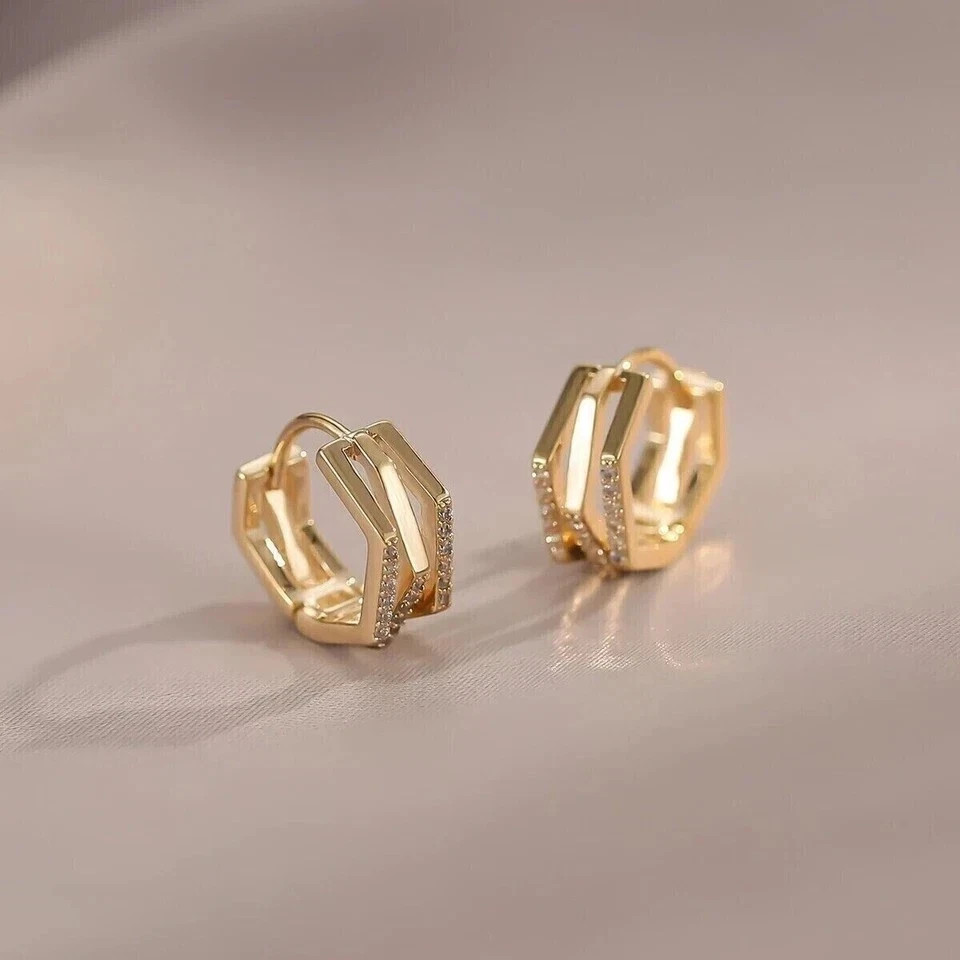 Women’s Huggie Hoop Earrings Round Cut Simulated Diamond 925 Starling Silver