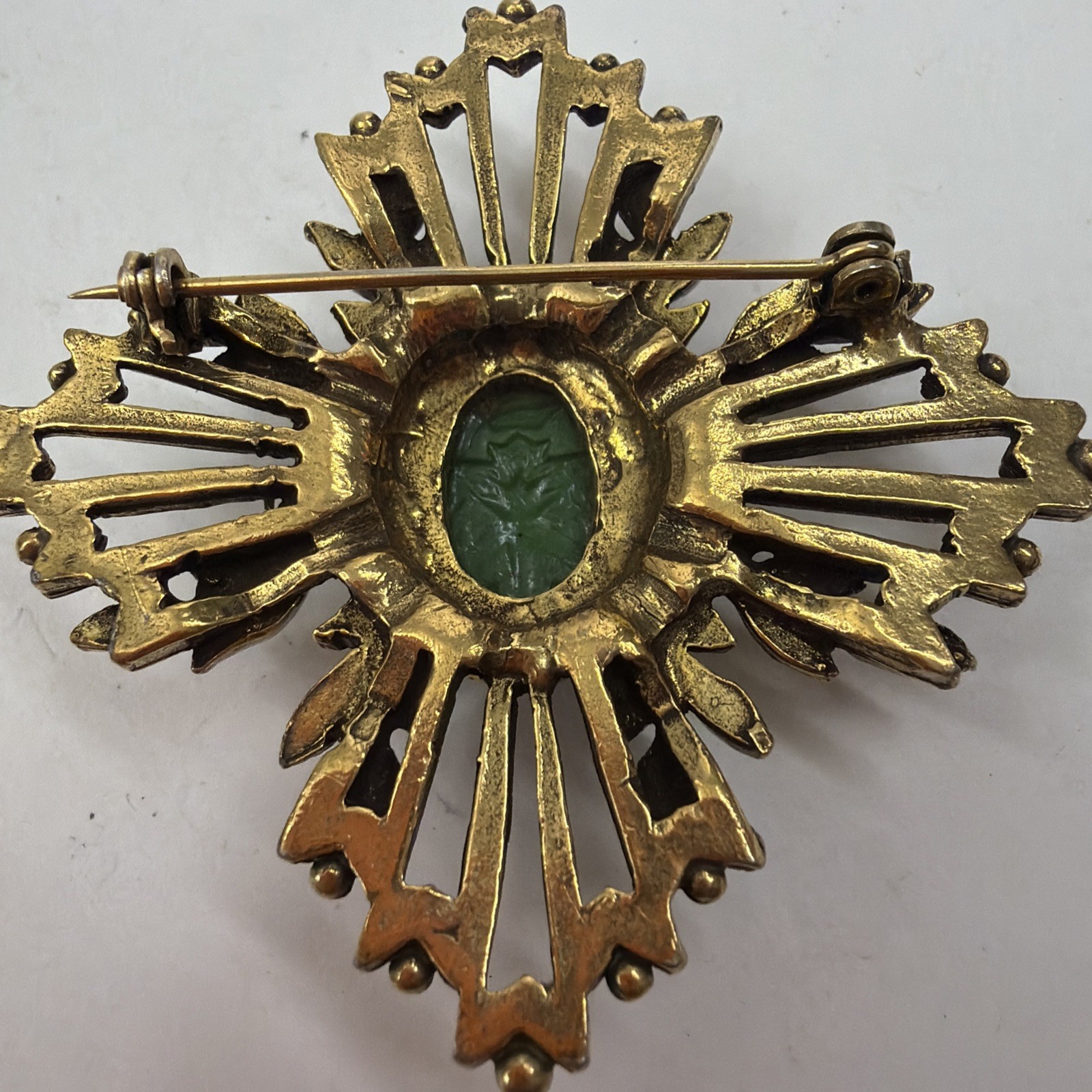 Vintage Coat Of Arms Brooch Pin – Rare 27 Grams