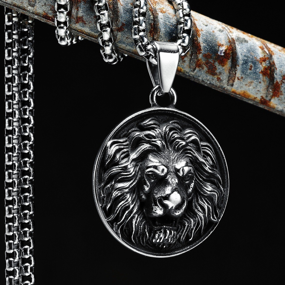 Angry Lion Face Men Necklace 316L Stainless Steel Animal Retro Relief Pendant