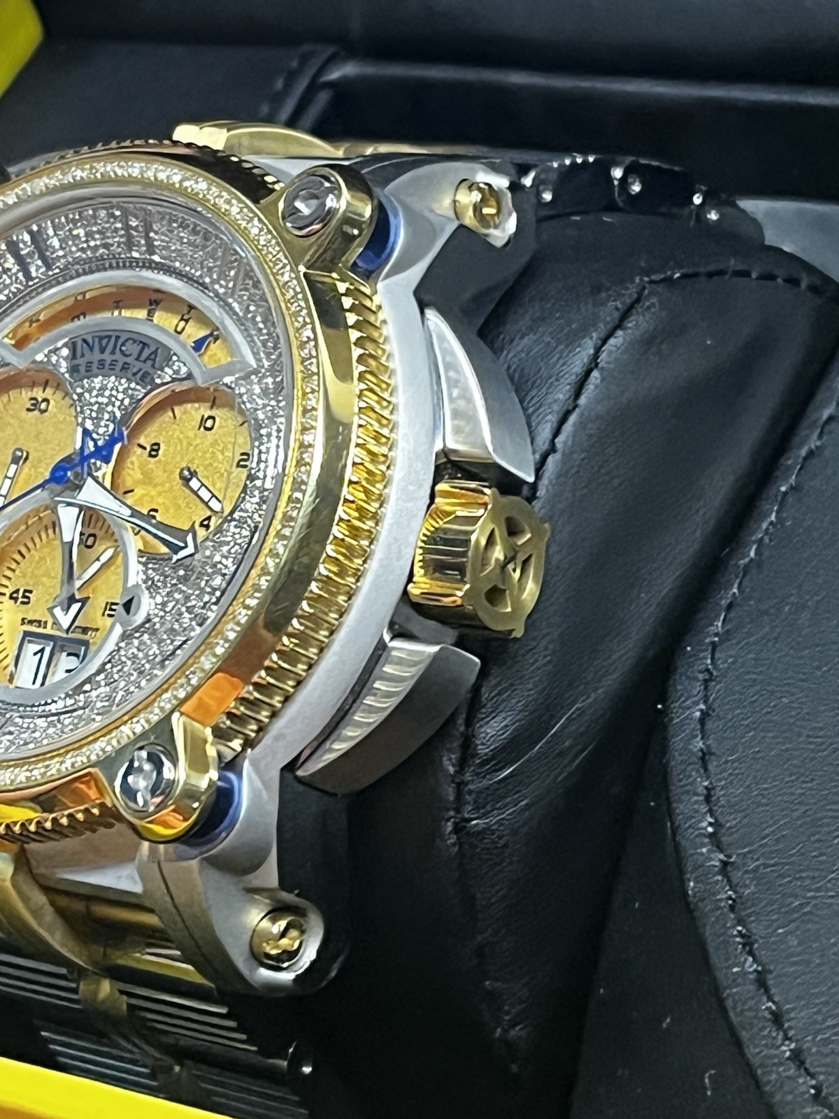 INVICTA Sea Hunter Warrior Men 1.5-1.6 CTS Diamonds 37004 56MM