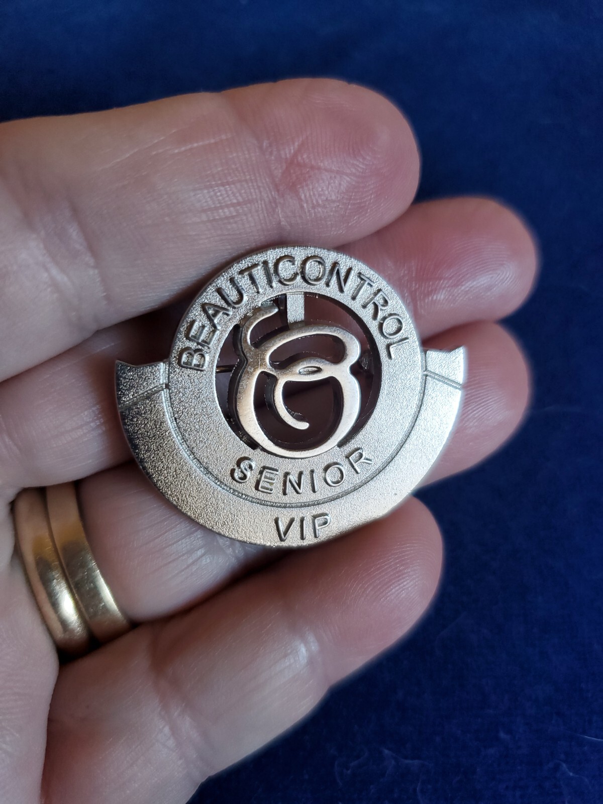 Collectible Advertizing Pin Pendant BeautiControl Logo Senior VIP Silvertone