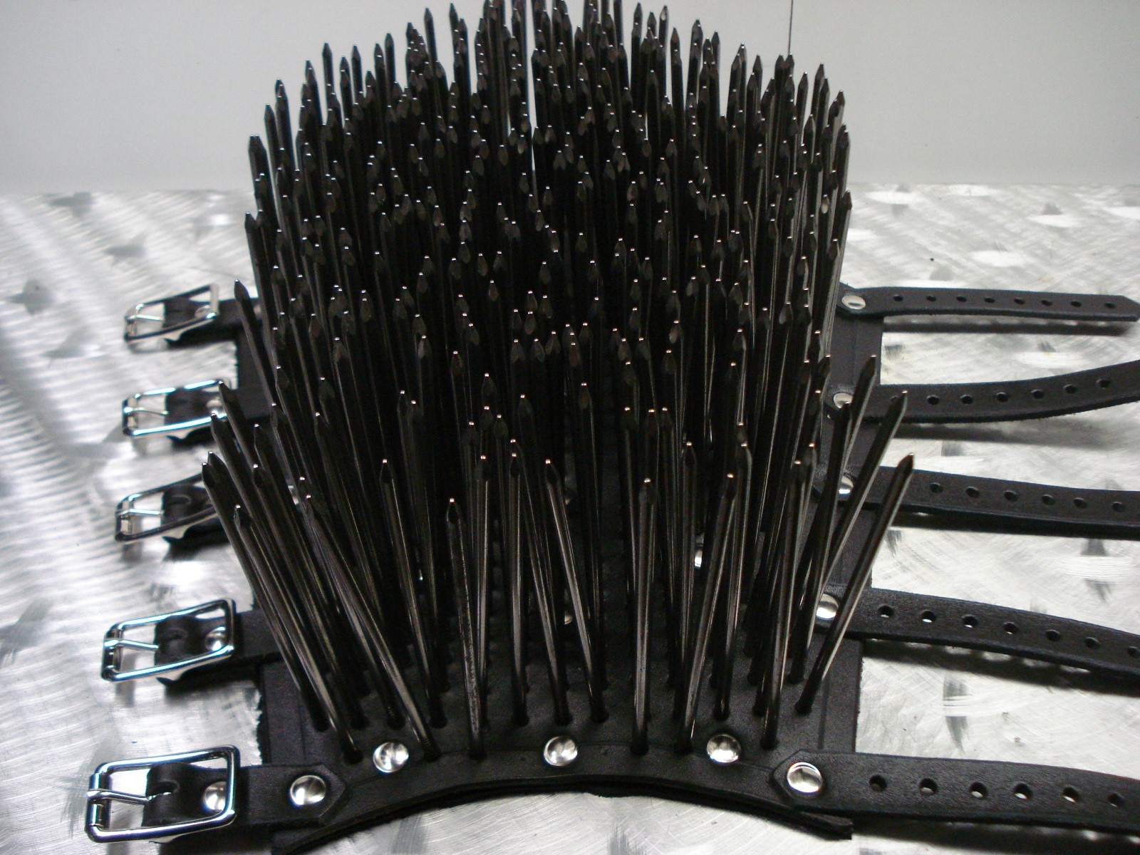 GIANT NAILED LEATHER GAUNTLET. BLACK METAL….. (MDLG0046) ….. SLAYER