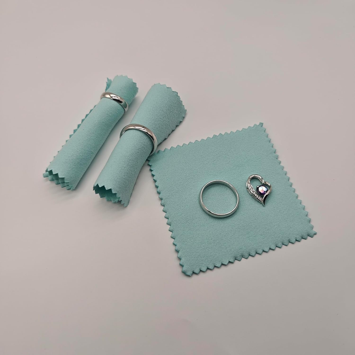 50pcs Silver Gold Platinum Jewelry Cleaning Polishing Cloth Easy Carry