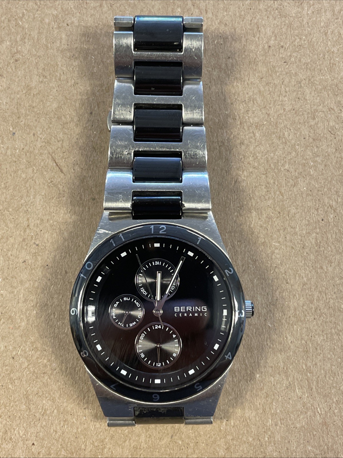 (Z313) Bering Ceramic 32339-742 Men’s Watch Black Dial Ceramic & Stainless Steel