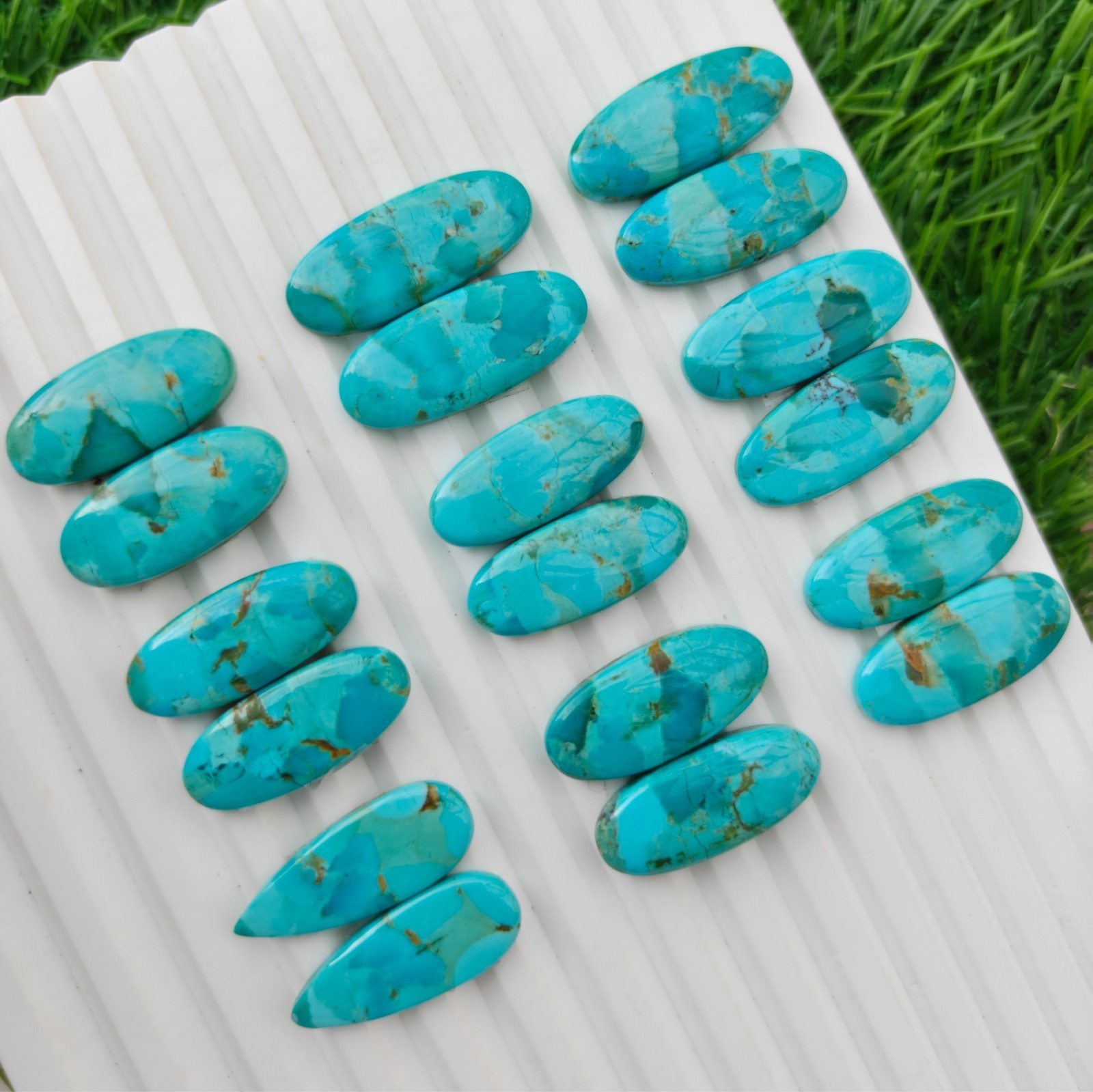 Natural Blue Mohave Turquoise Pair Cabochon Dahlia Gemstone For Jewelry Making