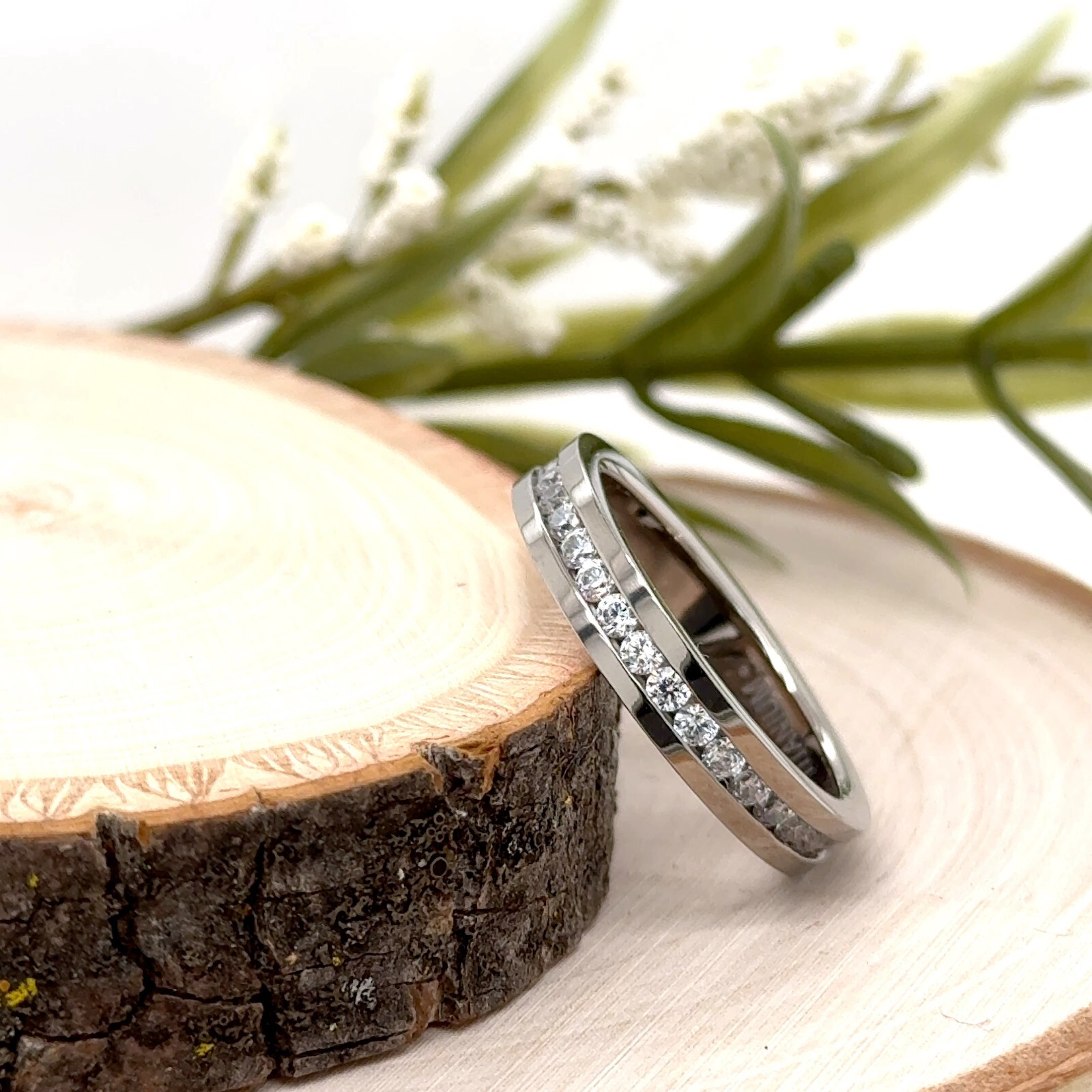 4mm Silver Titanium Elegant Ring For Christmas White CZ Inlay Stepped Edge Band