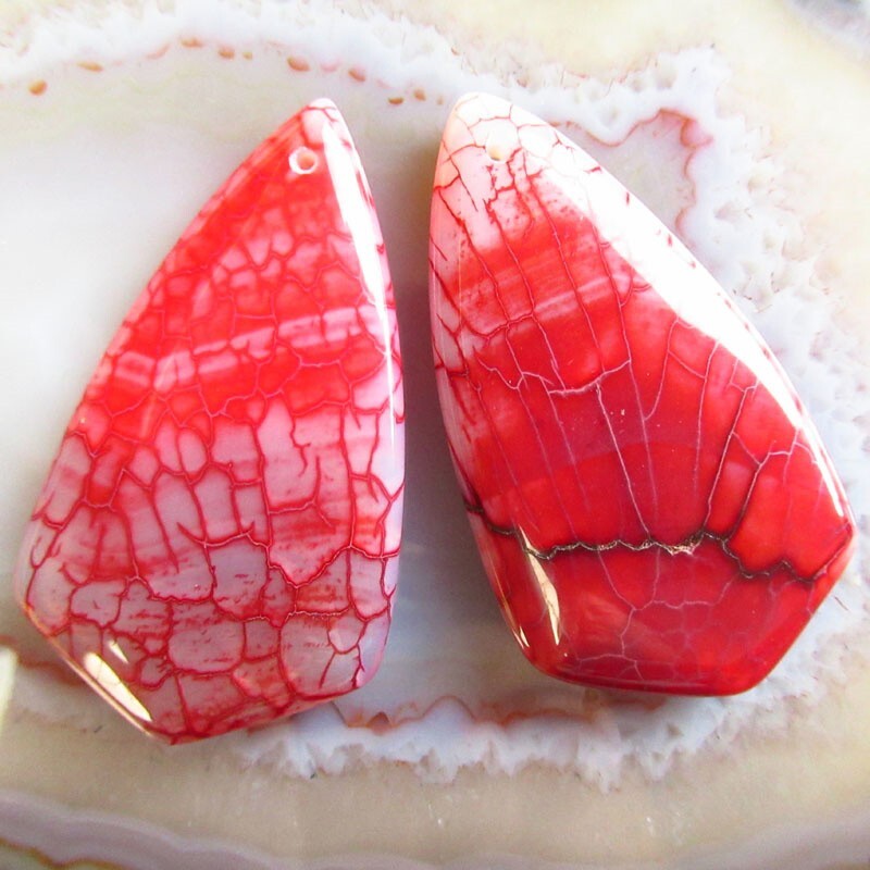 2Pcs Red Fire Agate Shield Pendant Bead 49x27x6mm D37828