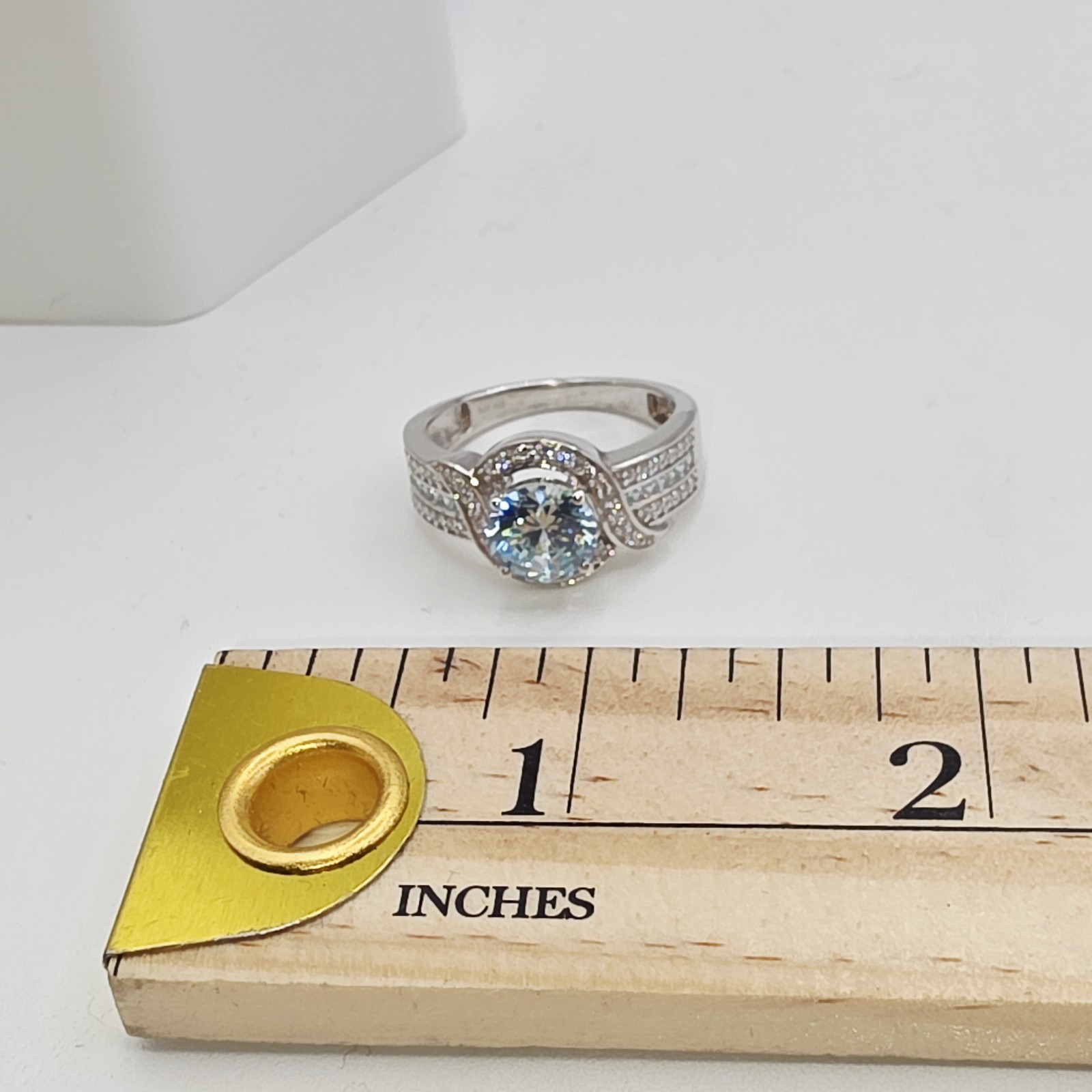 Bella Luce Blue White CZ Ring Rhodium Over Sterling Silver Size 10 NWOT