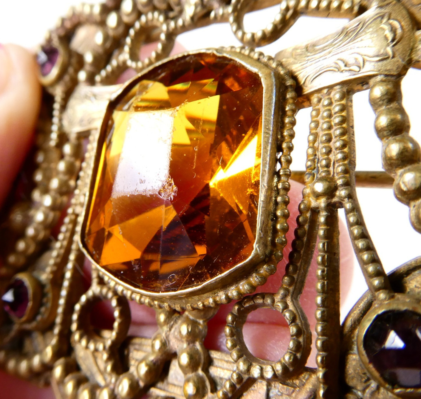 Vintage Czech Glass Filigree Brass Pin Brooch Faceted Orange Topaz Etruscan Rev