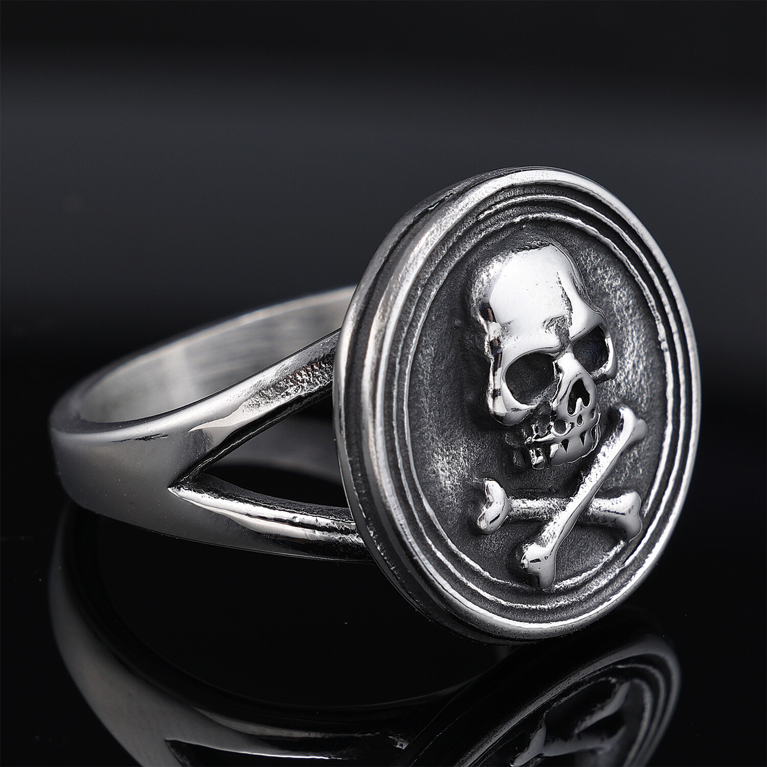Signet Ring Skull Men’s Ring Stainless Steel Punk Ring Trendy Personality Silver