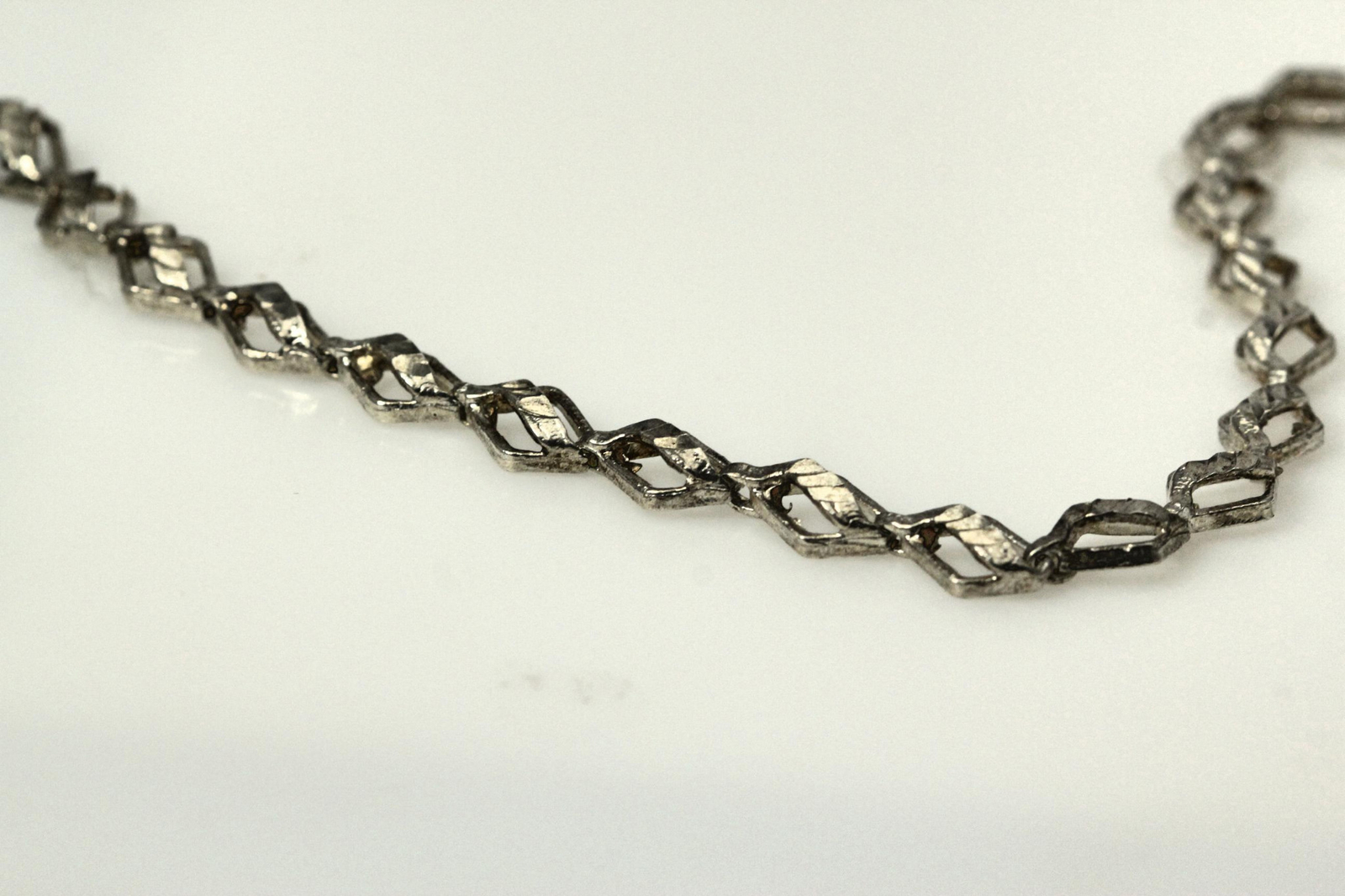 925 Sterling Silver 7.5″ Diamond Cut Kite Shaped Link Bracelet (BR3796)