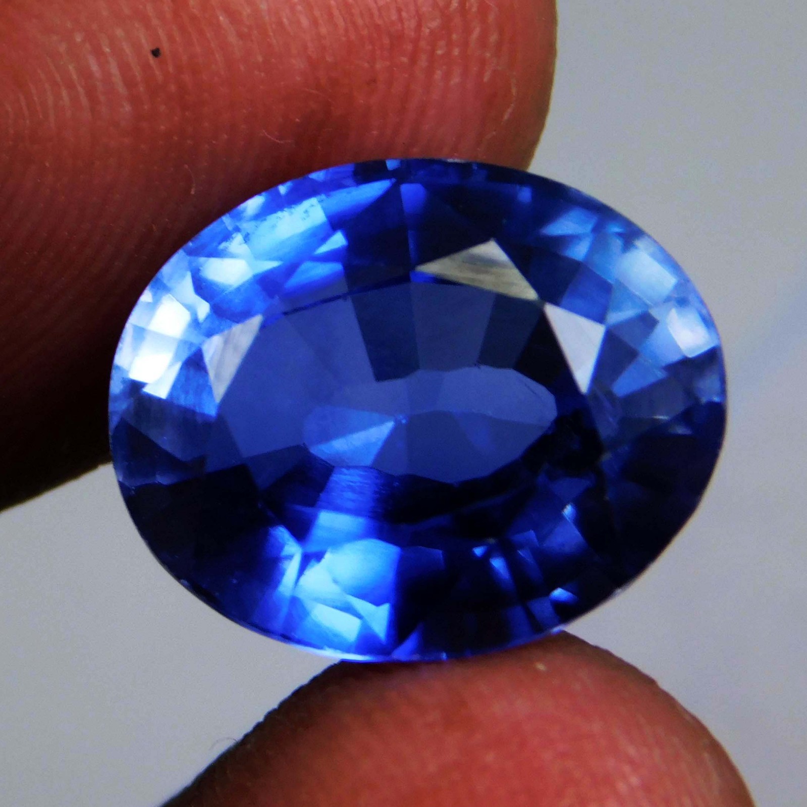 CERTIFIED Natural Unheated 11.80 Cts Blue Sapphire Oval Loose Gemstone