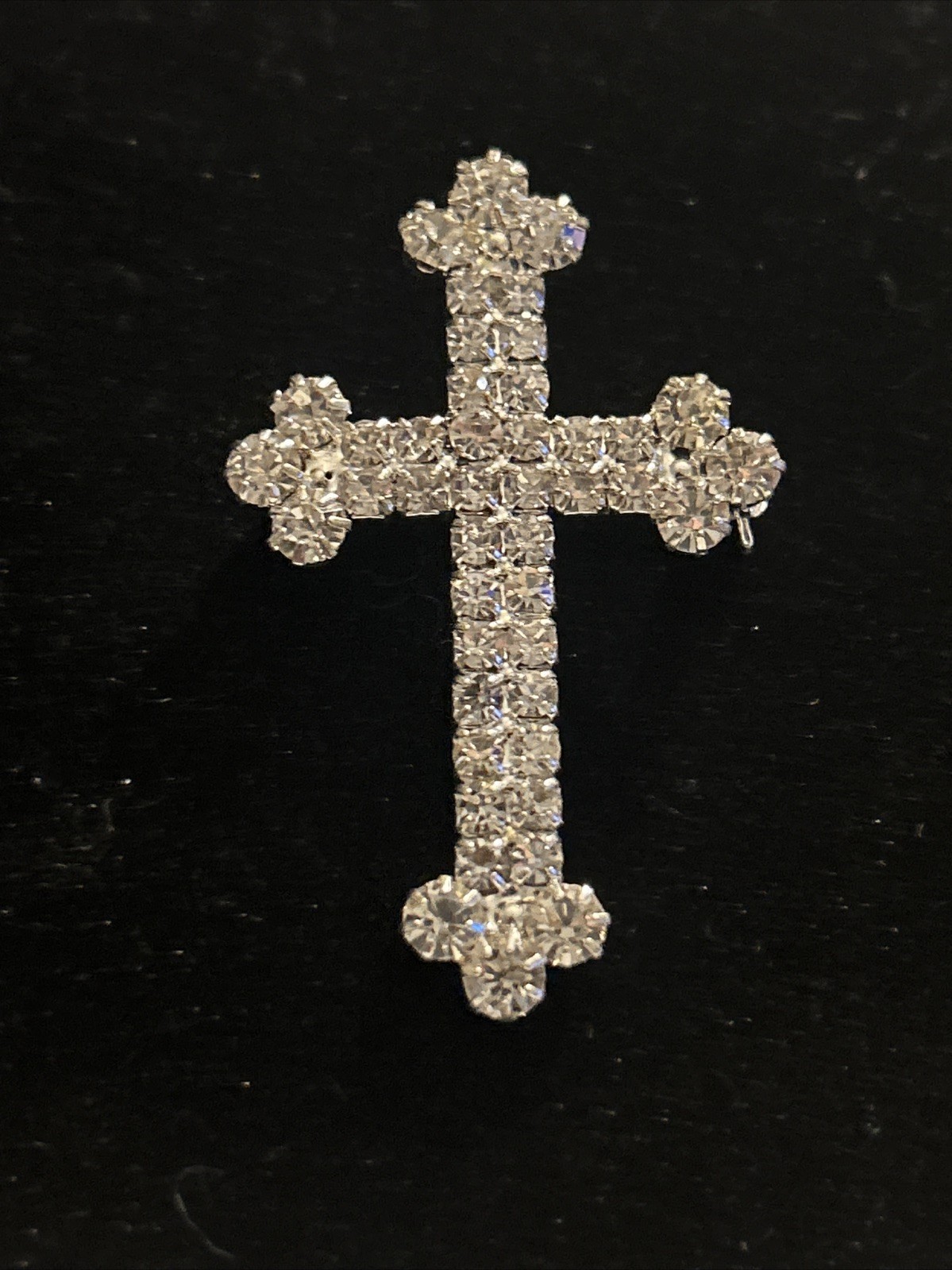 VTG Cross Rhinestone Lapel Pin Brooch Silver Tone Clear White Colorless 1.25”x2”