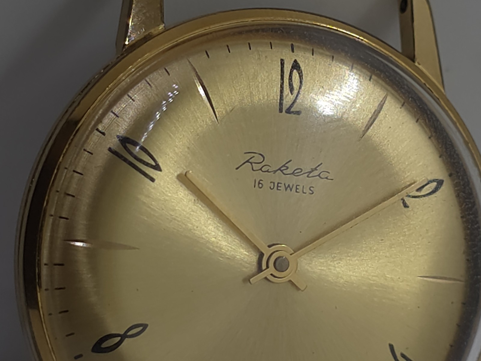 Vintage Raketa USSR Cal. 2601 Working Very Well Gold Plated AU10- Watch Good Loo