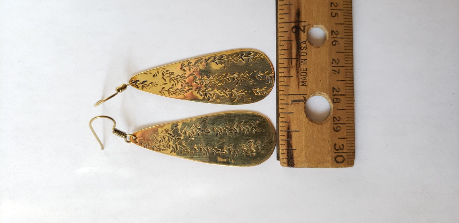Handmade Southeast Asia Cambodia Ethnic Plant design and teardrop shape Earrings
