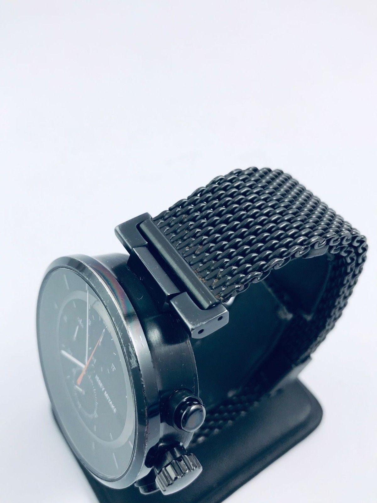 ISSEY MIYAKE VK67-0010 42MM BLACK QUARTZ WATCH ON MESH BAND