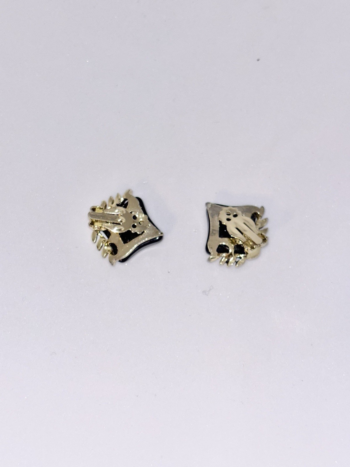 Vintage Clip-On Earrings, Costume Jewelry From the 1940s-1970s Set Of 4 Pairs