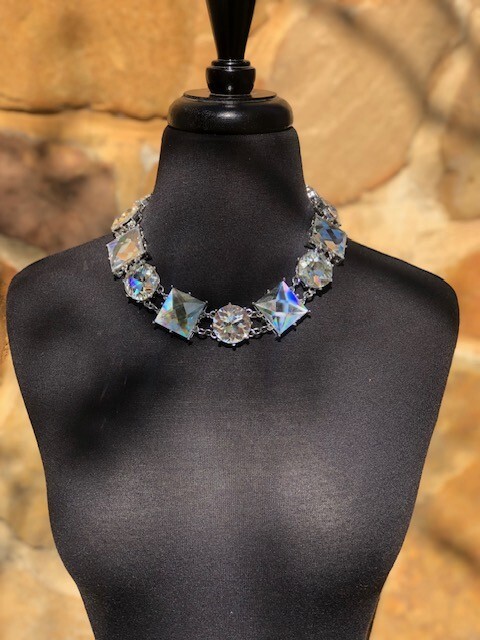 NWT Crystal Bling Necklace