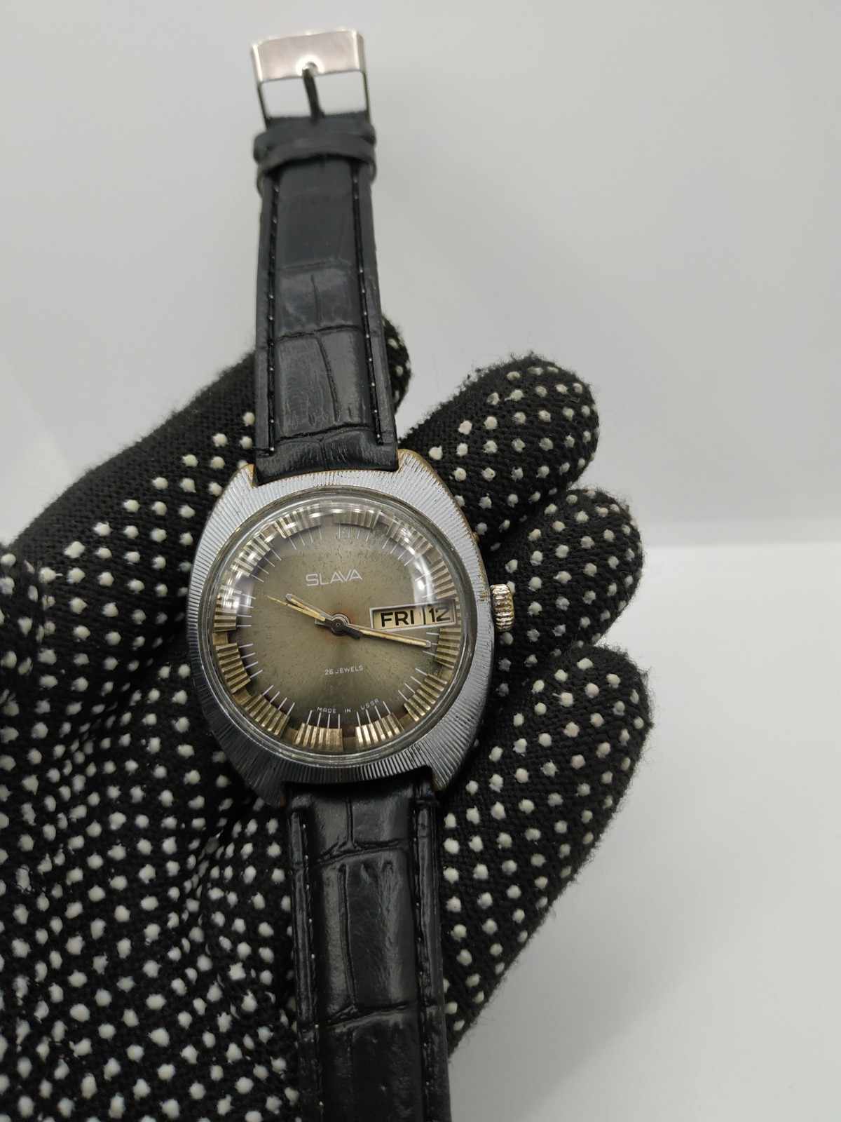 Men’s Dress Vintage Watch SLAVA Retro USSR Mechanical SERVICED Soviet Union ☭