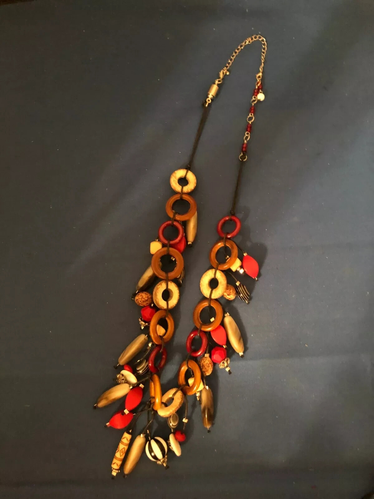 LADIES BEADED RED BROWN BLACK WHITE VARIETY NECKLACE JEWELRY