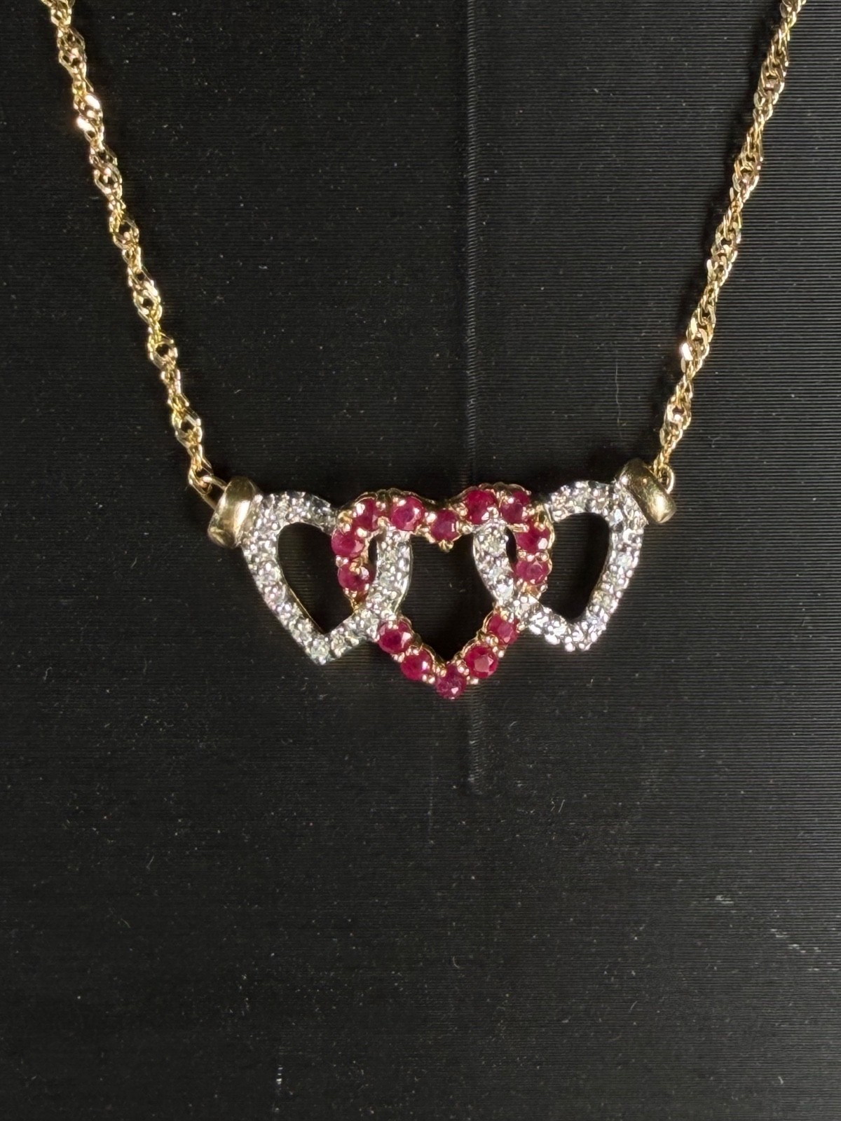 Vintage 14K Solid Gold Interlocking Triple Hearts Necklace Rubies Diamonds 17″